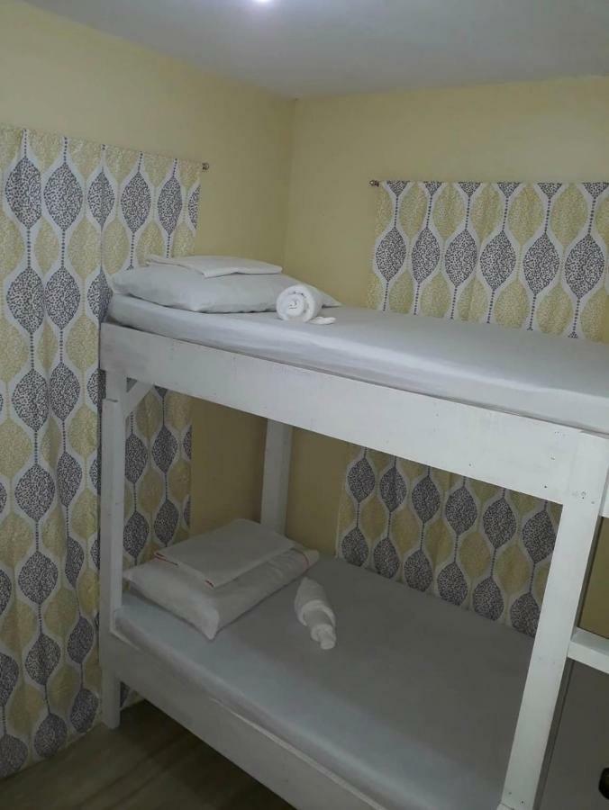 Hillview Apt W/ Pool Access - Free Wifi Tagbilaran Eksteriør bilde