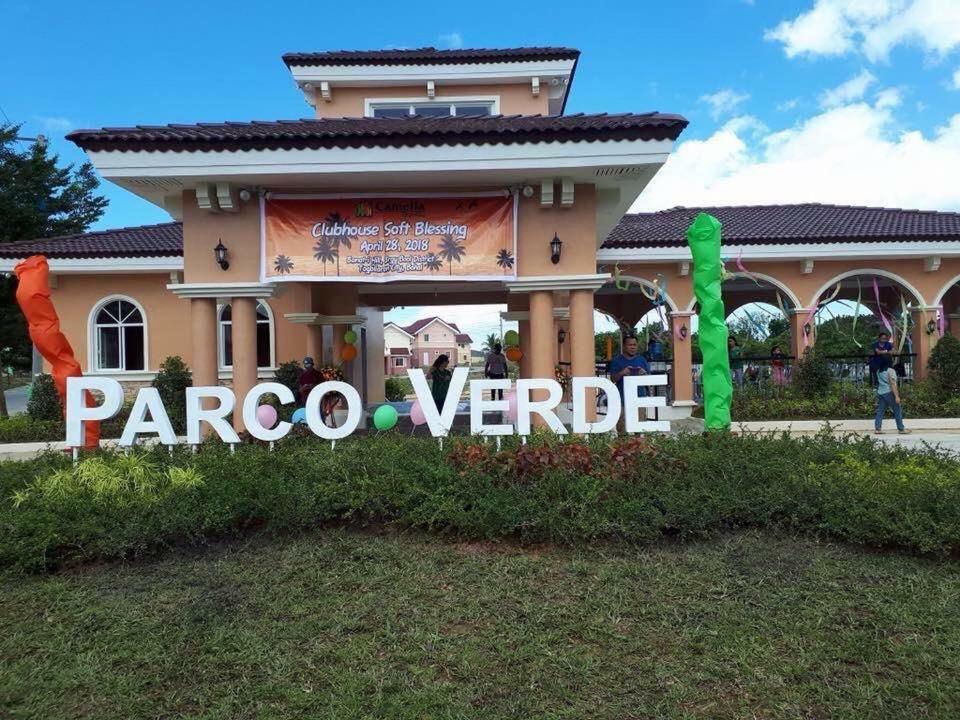 Hillview Apt W/ Pool Access - Free Wifi Tagbilaran Eksteriør bilde