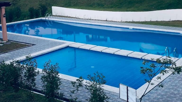 Hillview Apt W/ Pool Access - Free Wifi Tagbilaran Eksteriør bilde